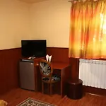 Семеен Хотел Визаж *